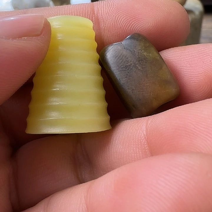 和田玉（糖玉）颈饰未镶嵌呈*