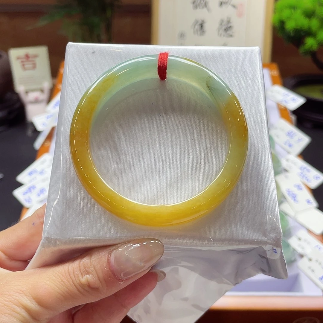 翡翠手镯未镶嵌5 号