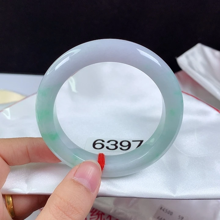 翡翠未镶嵌手镯55圈
