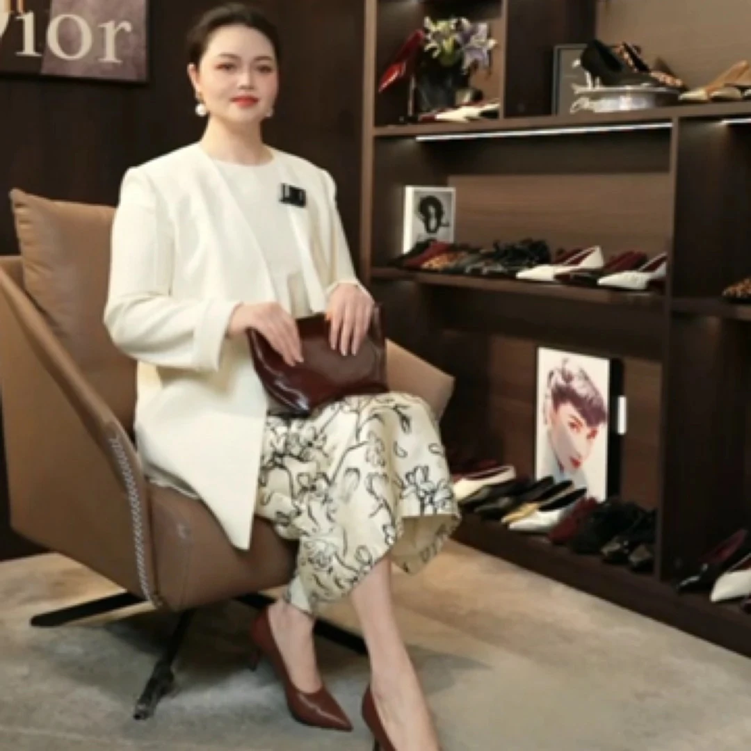 【主播同款】李李同款时尚女装 数量有限秒拍秒付