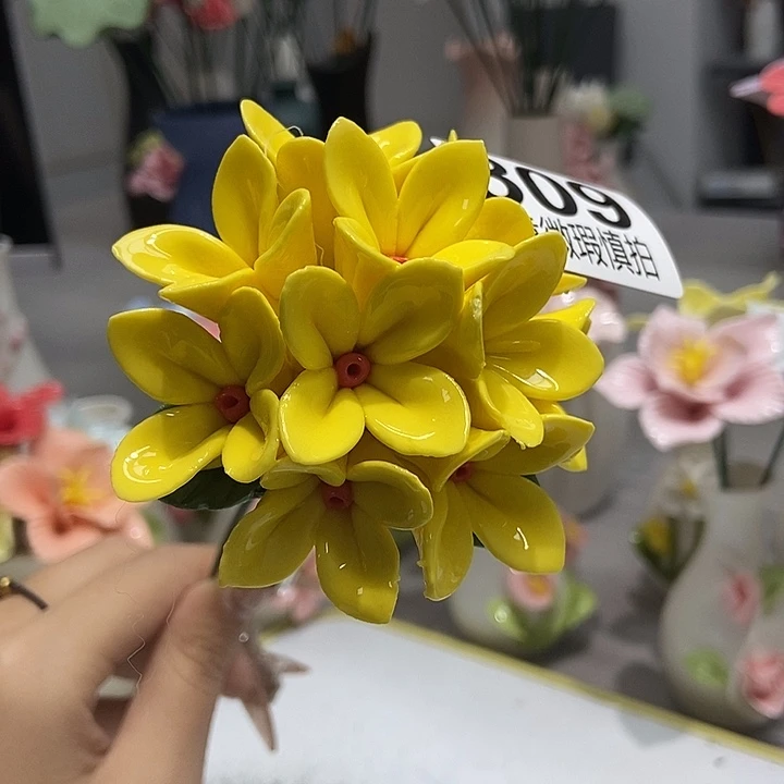 陶瓷纯手工捏花设计