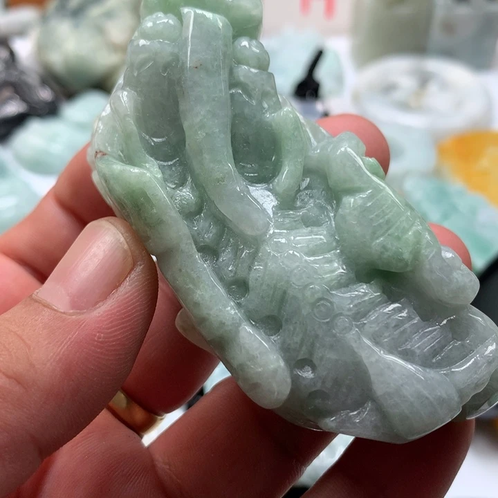 翡翠未镶嵌颈饰保真天然a货翡翠