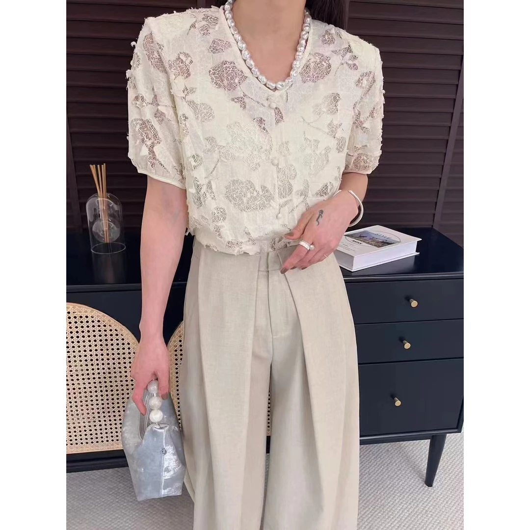 24S55蕾丝镂空衬衫
