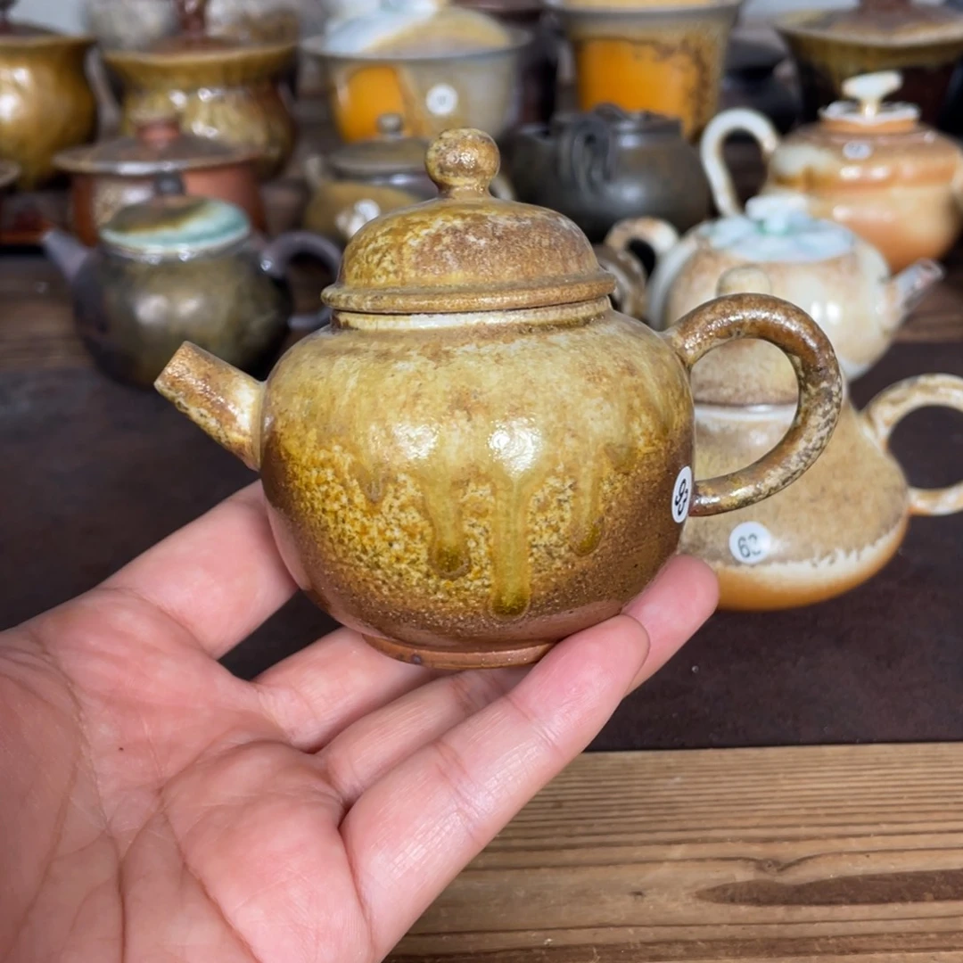 93陶泥。  容量120。柴烧