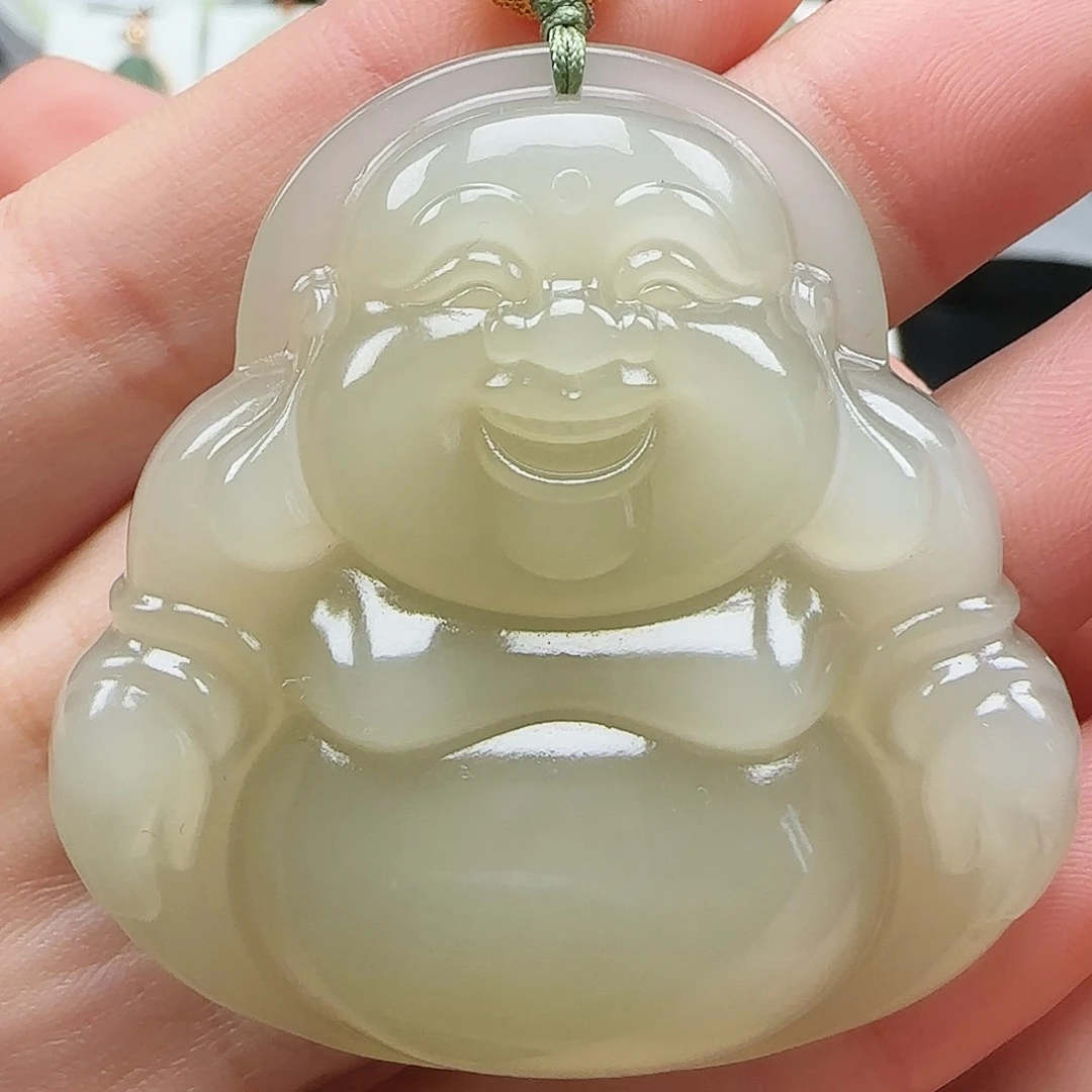 和田玉颈饰足金镶嵌