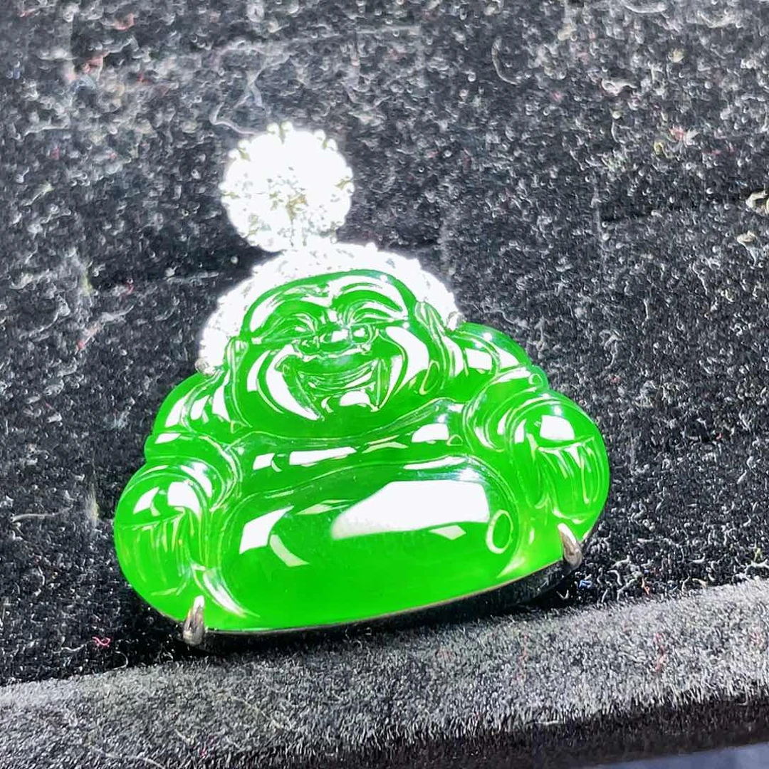 翡翠颈饰未镶嵌36，