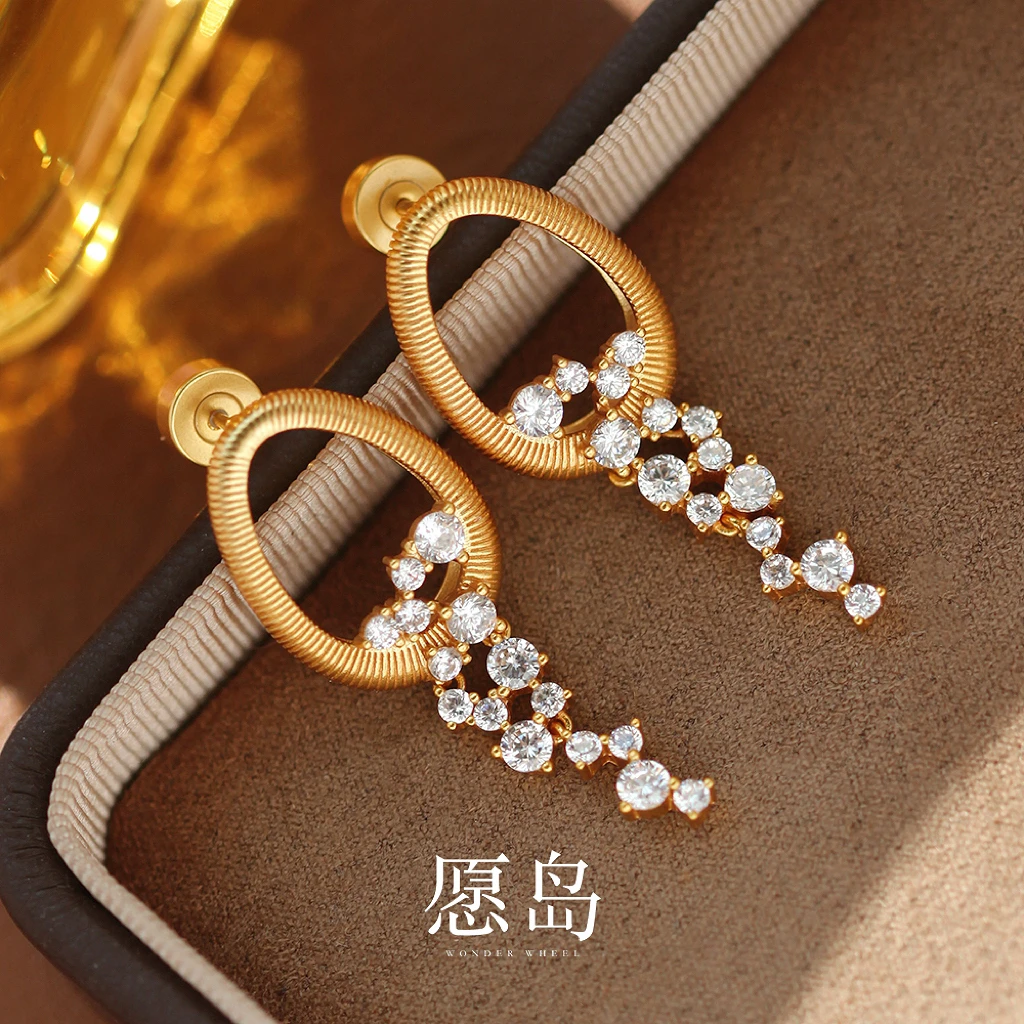 愿岛 黄铜合成锆石耳饰 法式气质椭圆拉丝金属锆石流苏耳钉EH2259