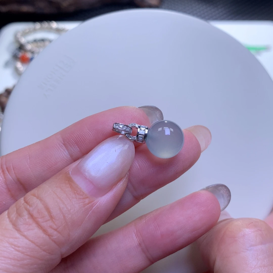 18K金镶嵌手链翡翠翡翠圆珠吊坠