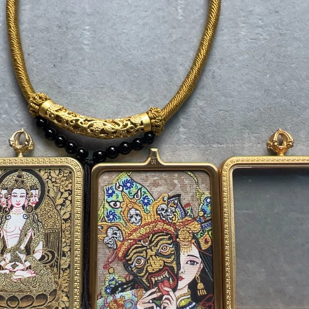 吊坠孙**、双面定制 大日 前世今生