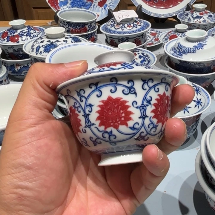 瓷片景德镇市的一位