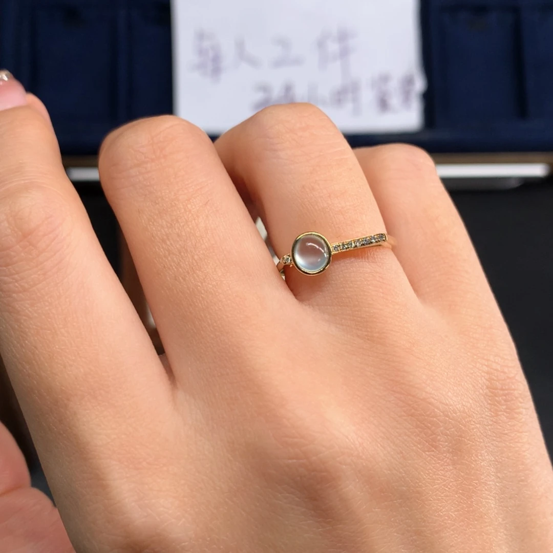 【闪购商品】翡翠戒指18K金镶嵌九**?戒指