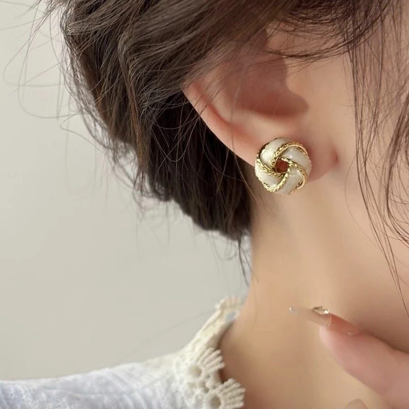 铜合金耳饰 同心结珐琅滴釉耳环女新年小众耳钉耳饰925银针防过敏