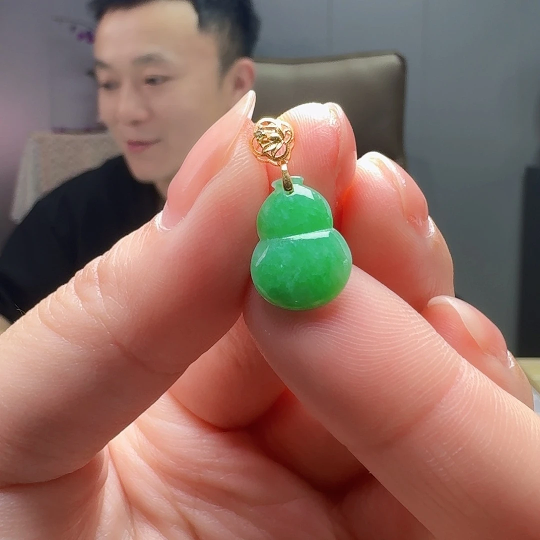 翡翠18K金镶嵌吊坠(不含链)天然