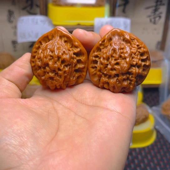 文玩核桃吊坠官帽