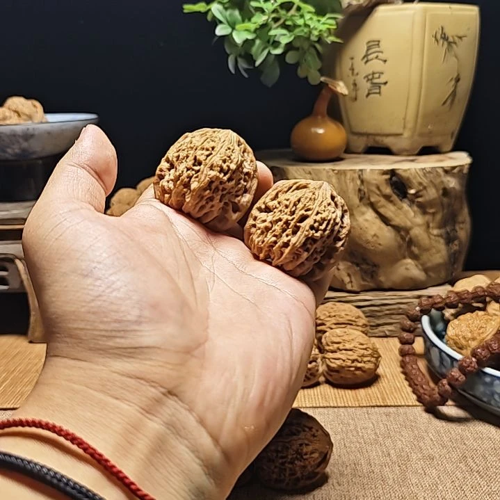 桃核吊坠南疆石核桃40尺订购