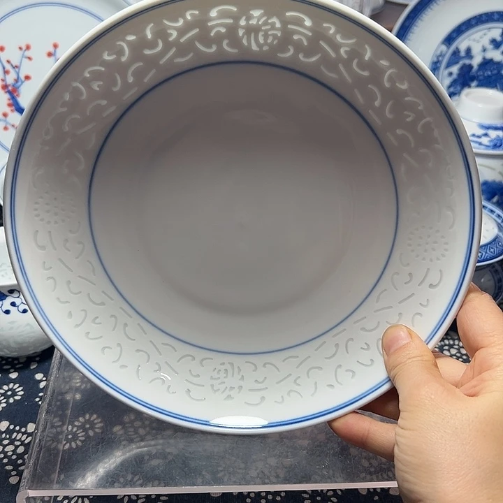 8寸素玲珑雕刻福字盘