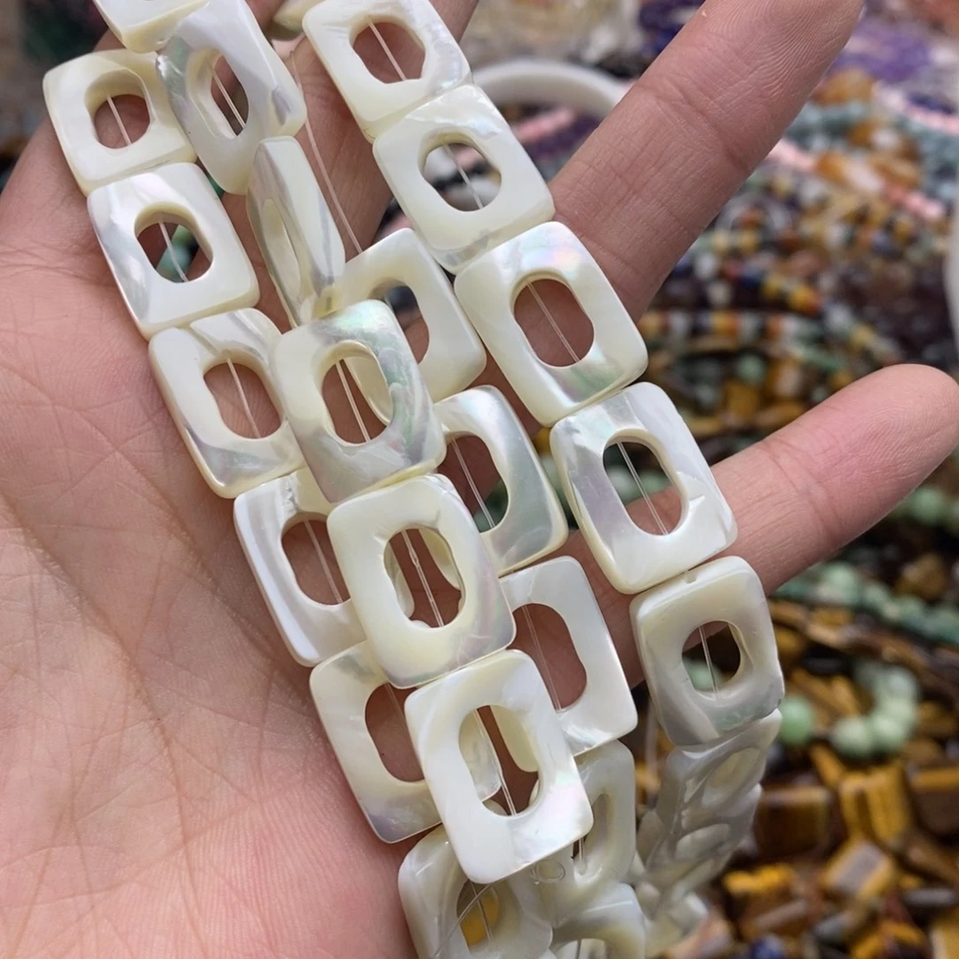 玛瑙/玉髓未镶嵌珠宝半成品四个天然白马蹄螺方形