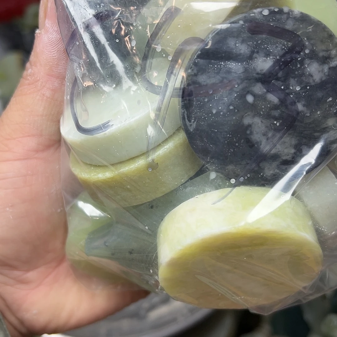 阿***d蛇纹石玉未镶嵌鱼缸石 盆景石