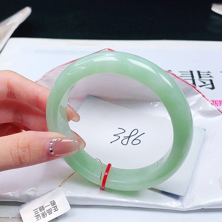 翡翠手镯未镶嵌60+