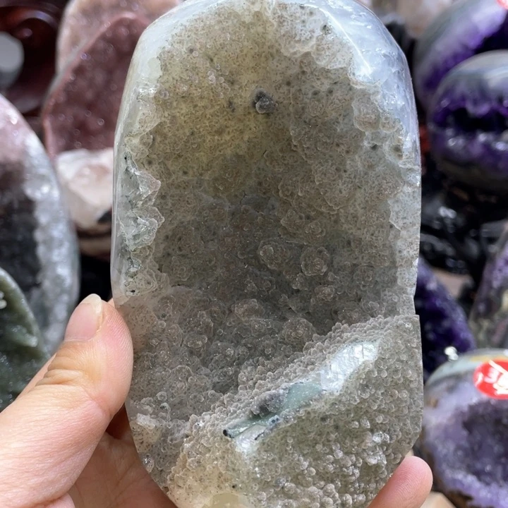 水晶摆件未镶嵌捡漏