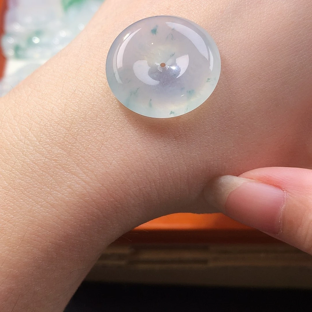 翡翠未镶嵌吊坠(不含链)平安扣