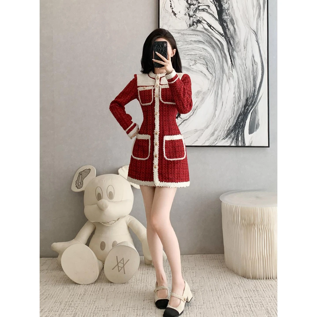 高级感小香风气质时尚连衣裙女秋冬季新年战袍收腰显瘦短裙小个子