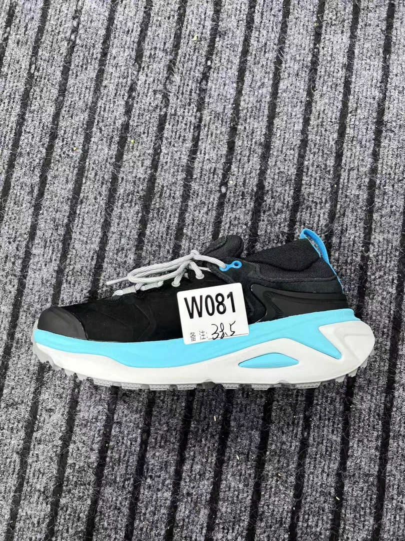 男女户外休闲鞋W081