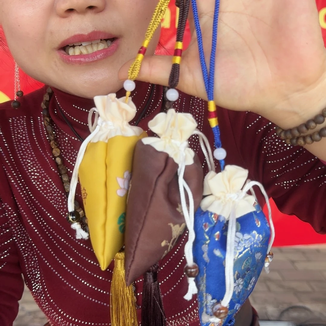 沉香沉香枕奇楠香包 3 个发货