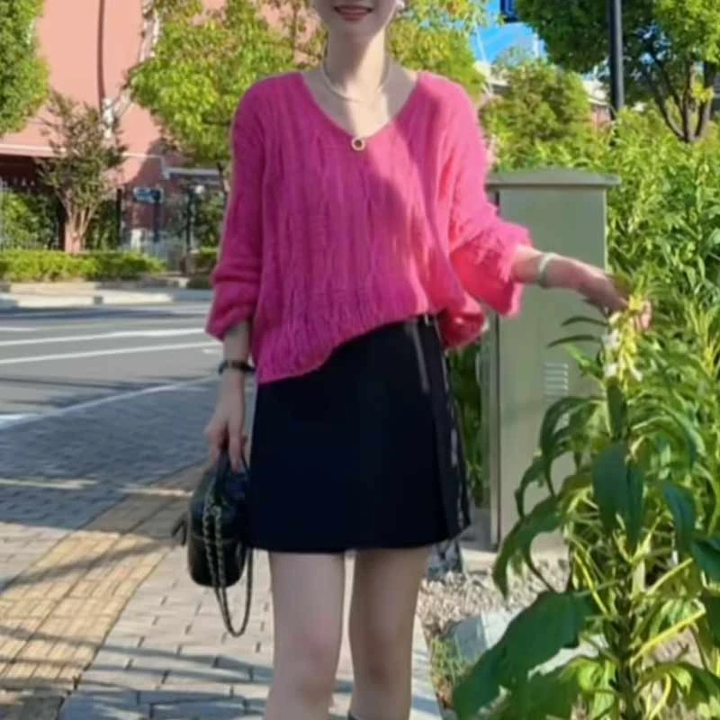 洋气减龄V领长袖针织衫2025春秋季新款阔太太时髦女装慵懒风上衣