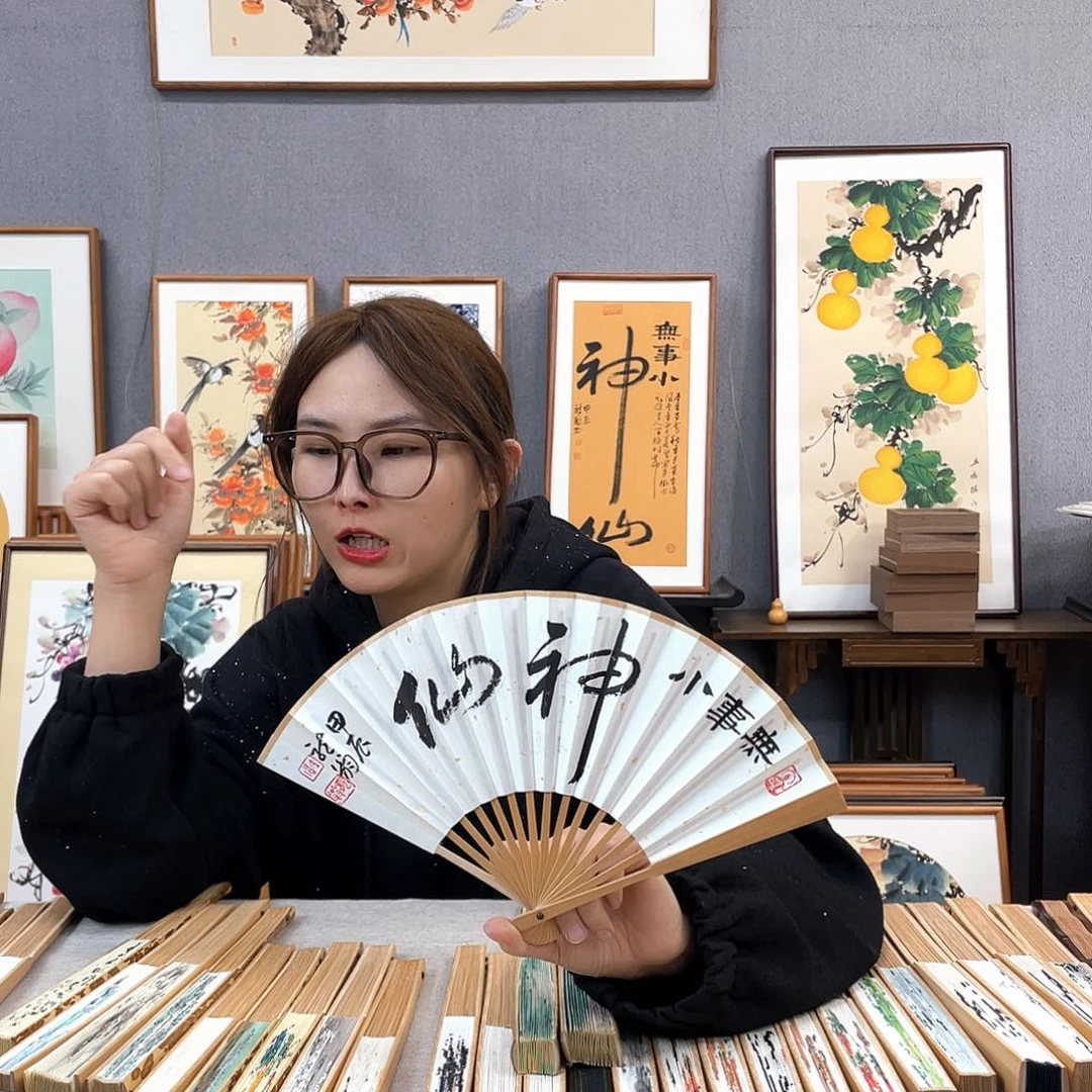 国画胖*憨6寸玉竹-纯手绘-文玩扇骨（默认粘好）六寸胖鱼