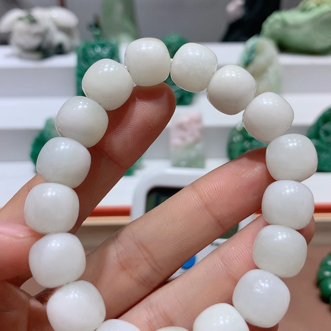 独山玉挂件未镶嵌L*T