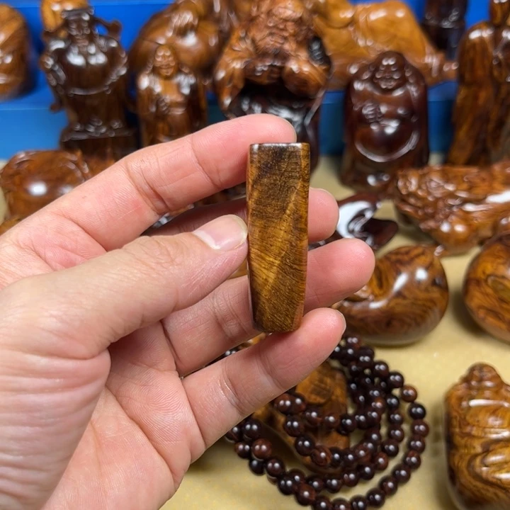 黄花梨降香黄檀把件