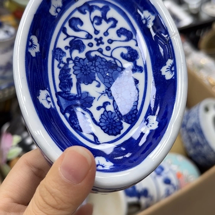 亮***28722555455888888880