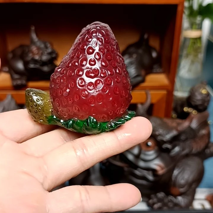 茶宠变色草莓茶宠摆件