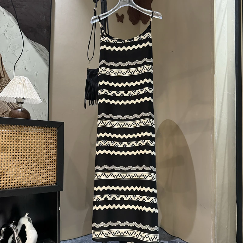 夏季新款国风时尚气质吊带连衣裙