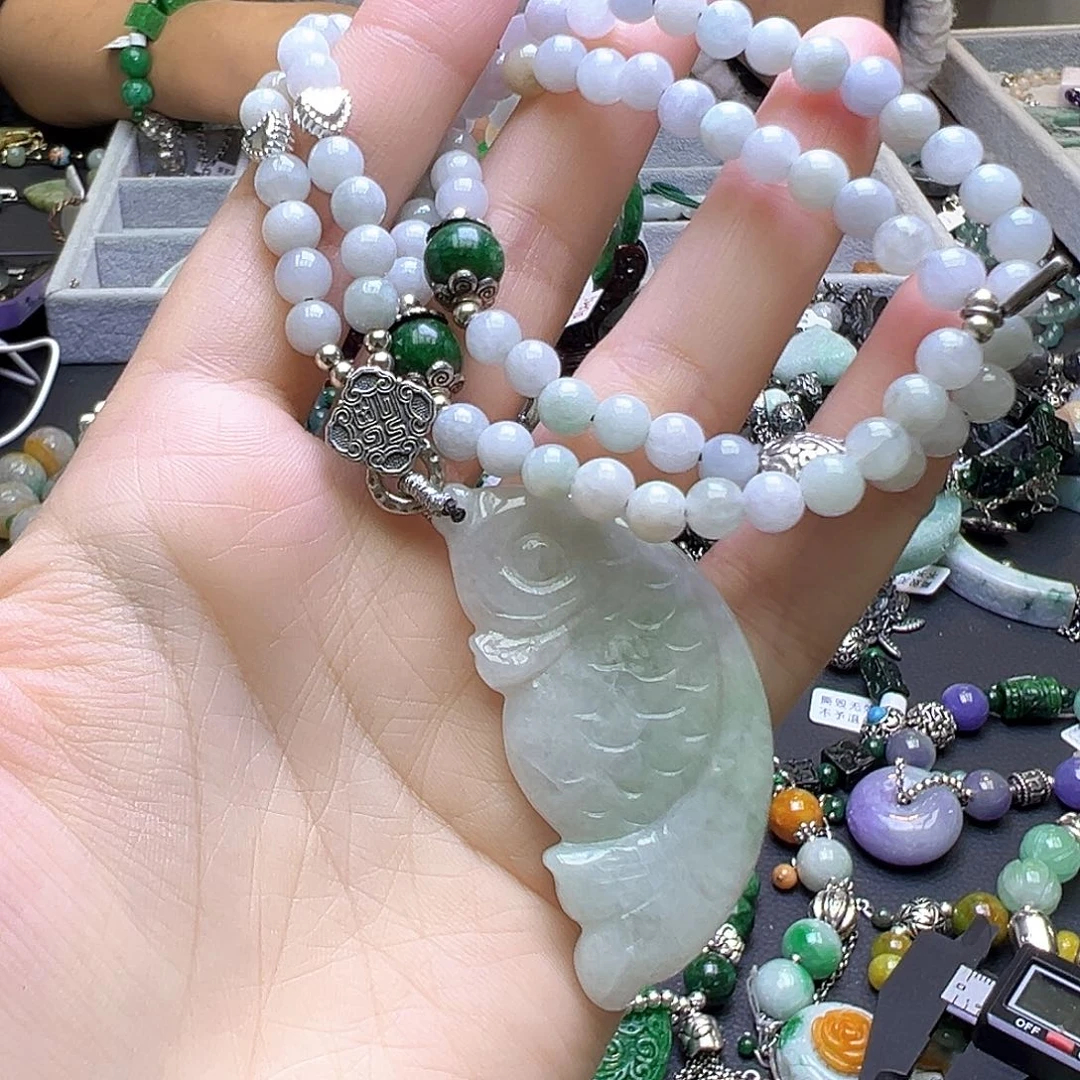翡翠未镶嵌颈饰99