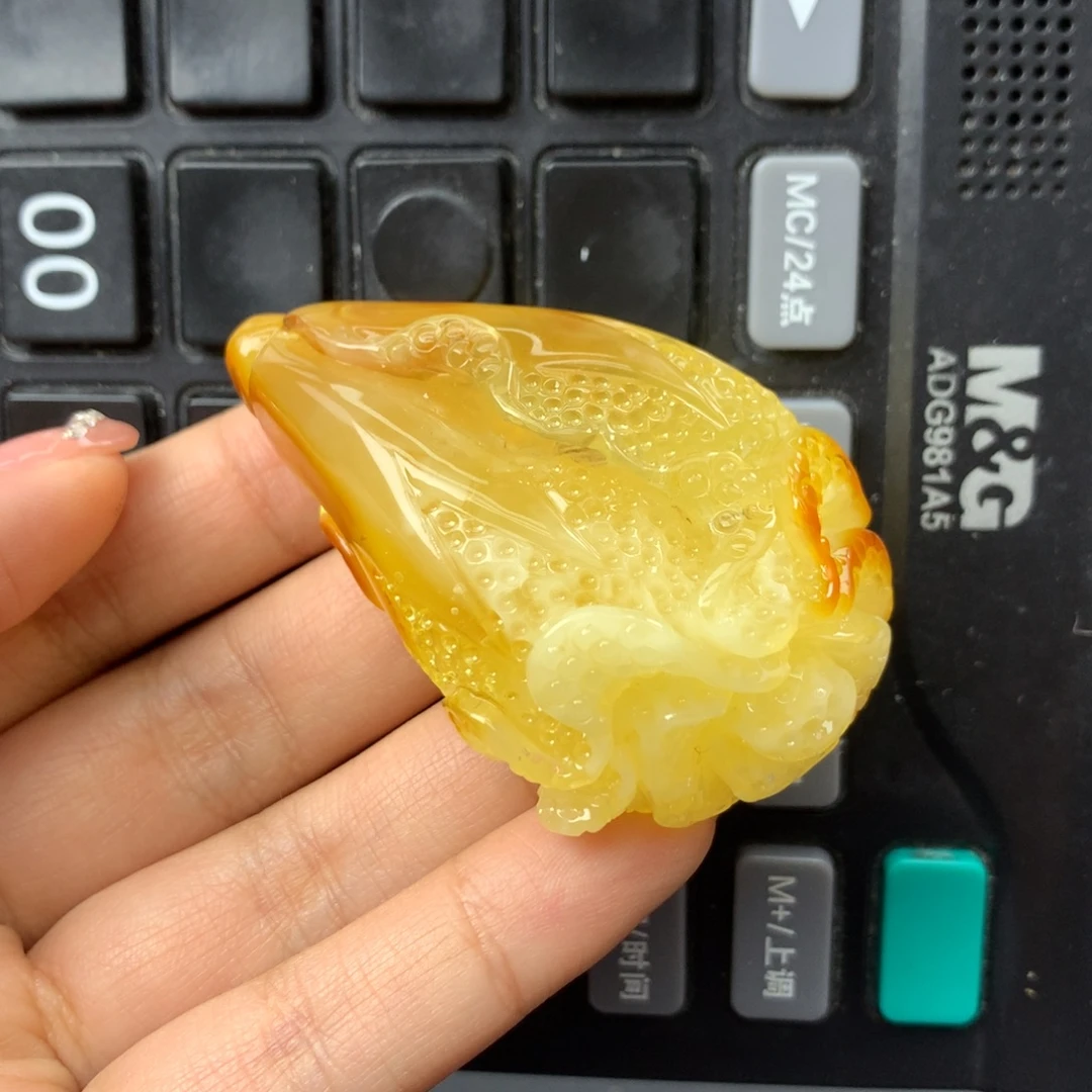 琥珀未镶嵌珠宝奇石