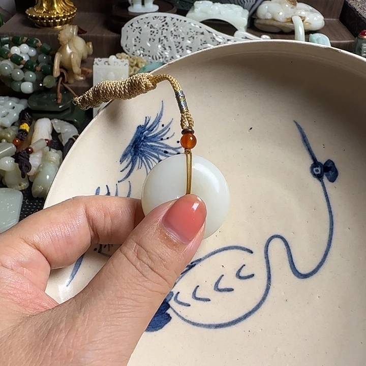 卖****瓷片新号开播挂件一个