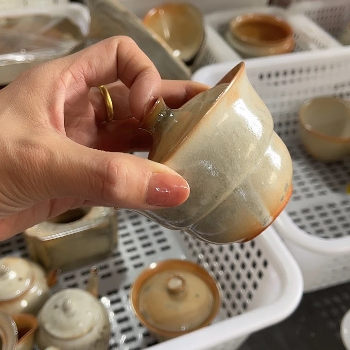 福利待遇多多哦哦哦