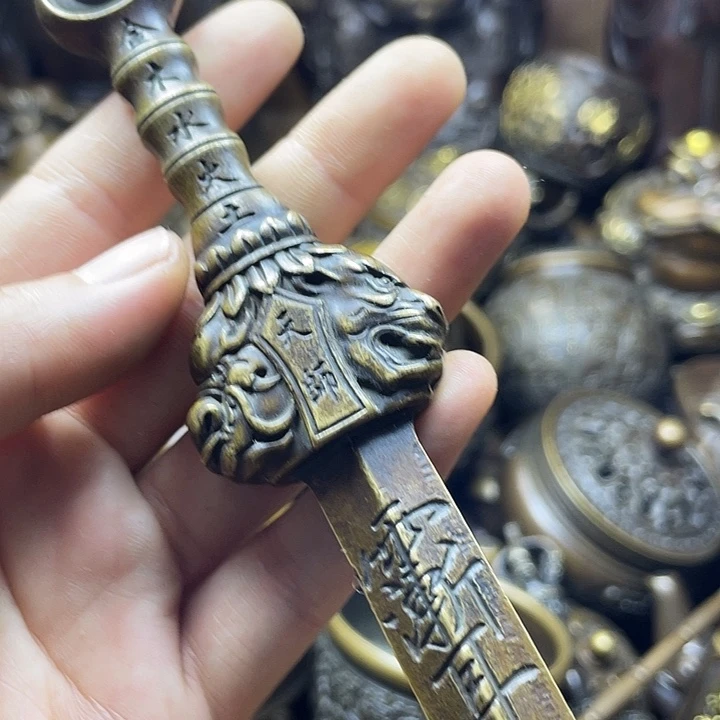 全是铜铜铜器铜器