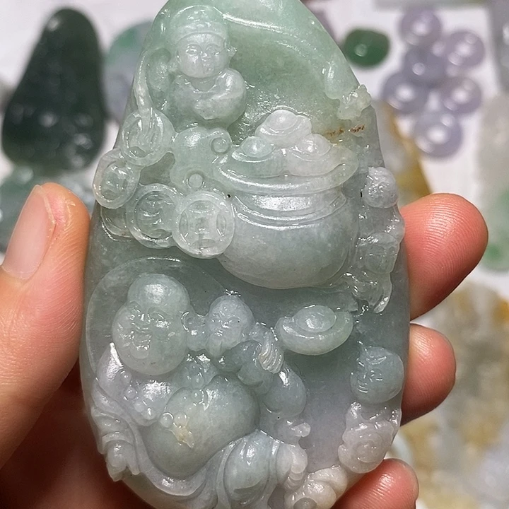 颈饰未镶嵌翡翠定制毛货