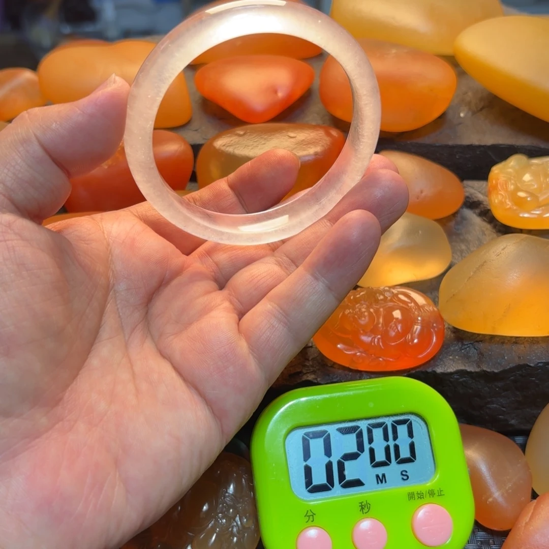 ㄢ***木石英质玉未镶嵌镯