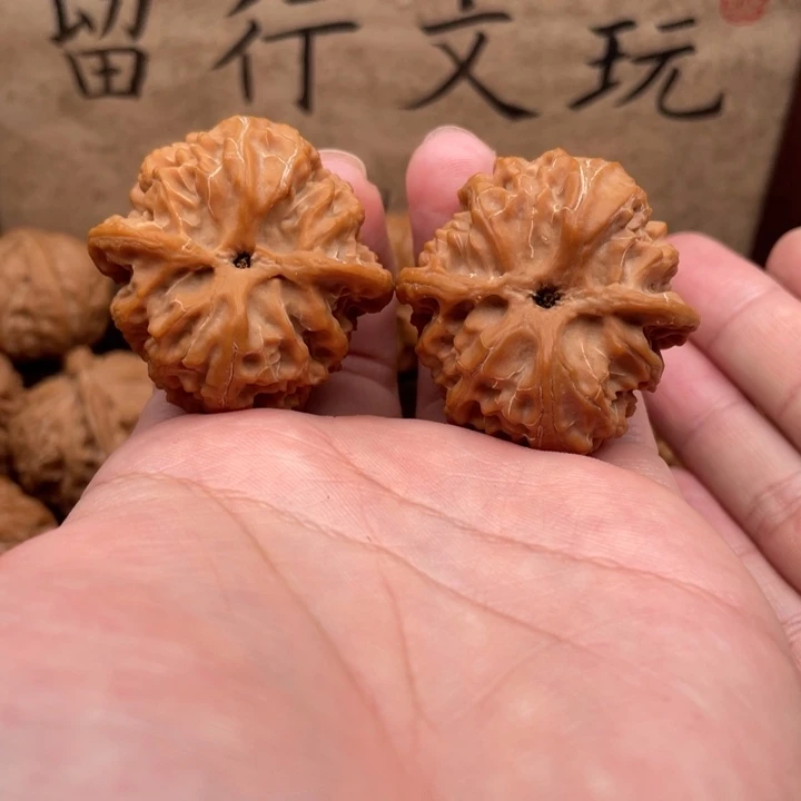 ***ㅤ文玩核桃把件39苹果