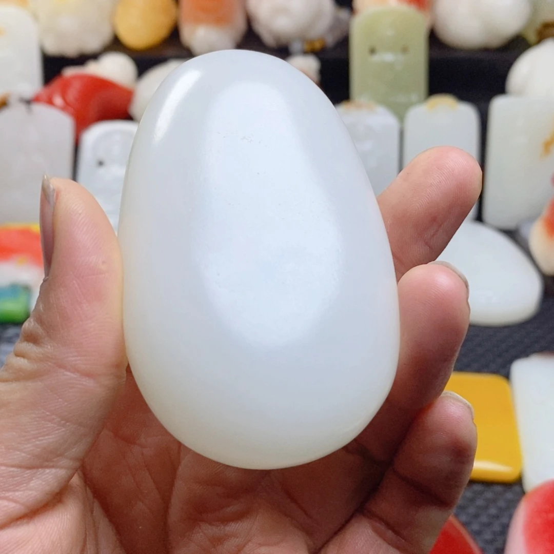 原石手把件，直播间截图