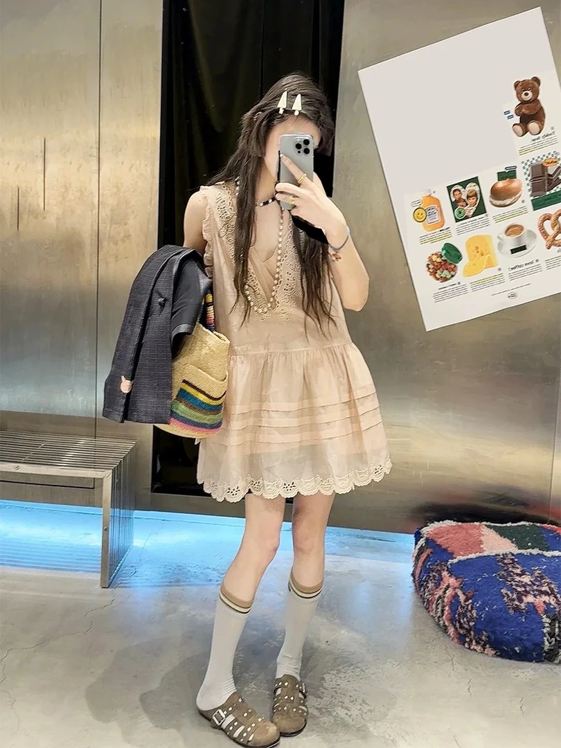 M M Q设计师品牌2025早春款蕾丝花边吊带连衣裙无袖背心裙