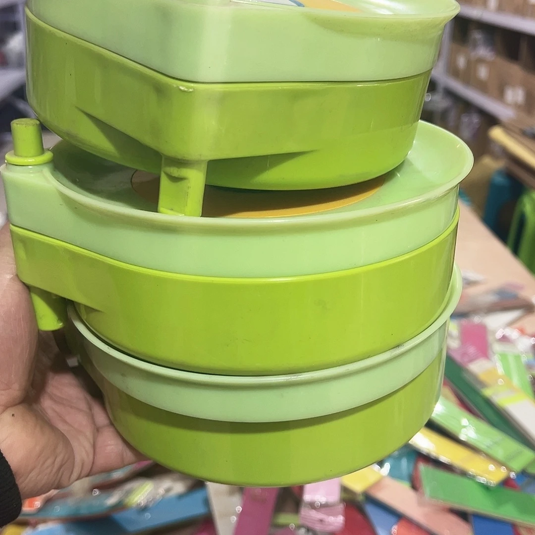 瑕疵拉饵盘一个。