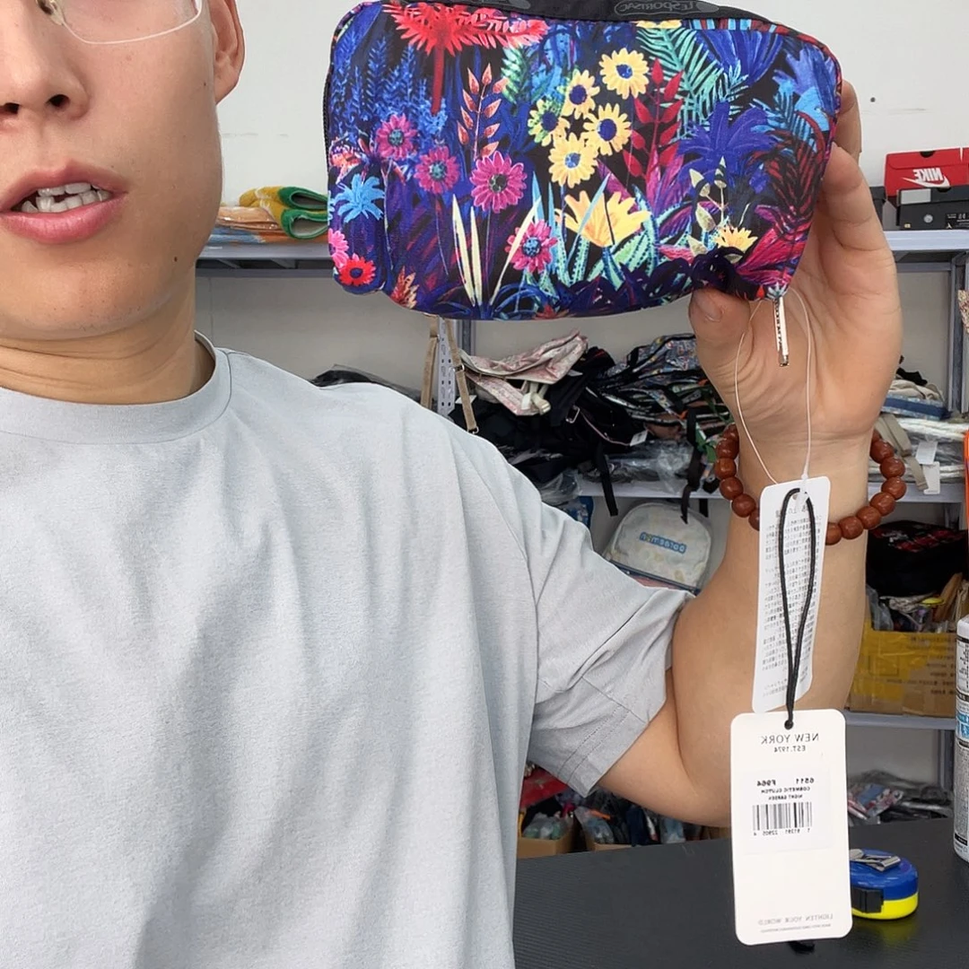 PU化妆包等产品和