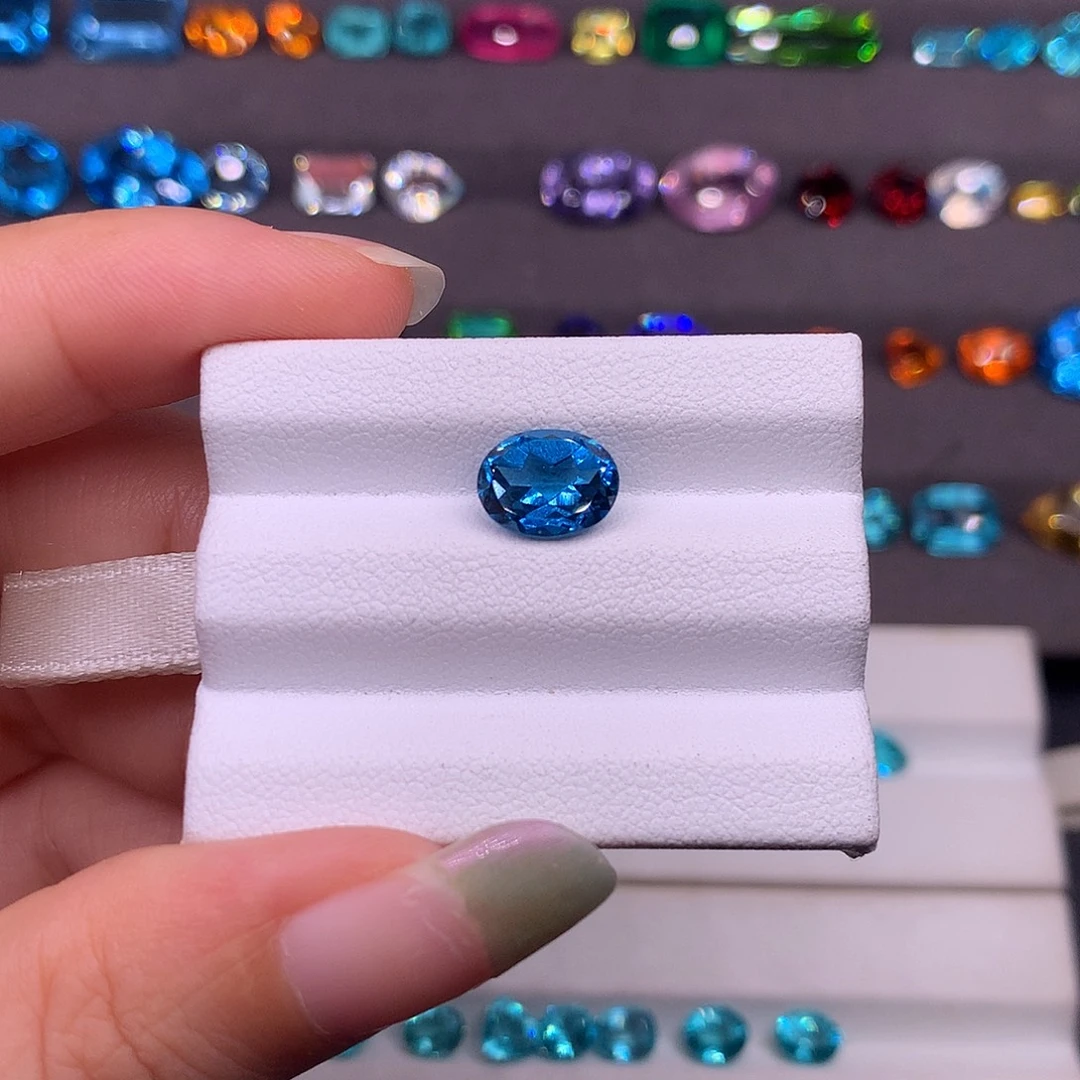 裸石托帕石伦敦蓝托帕石