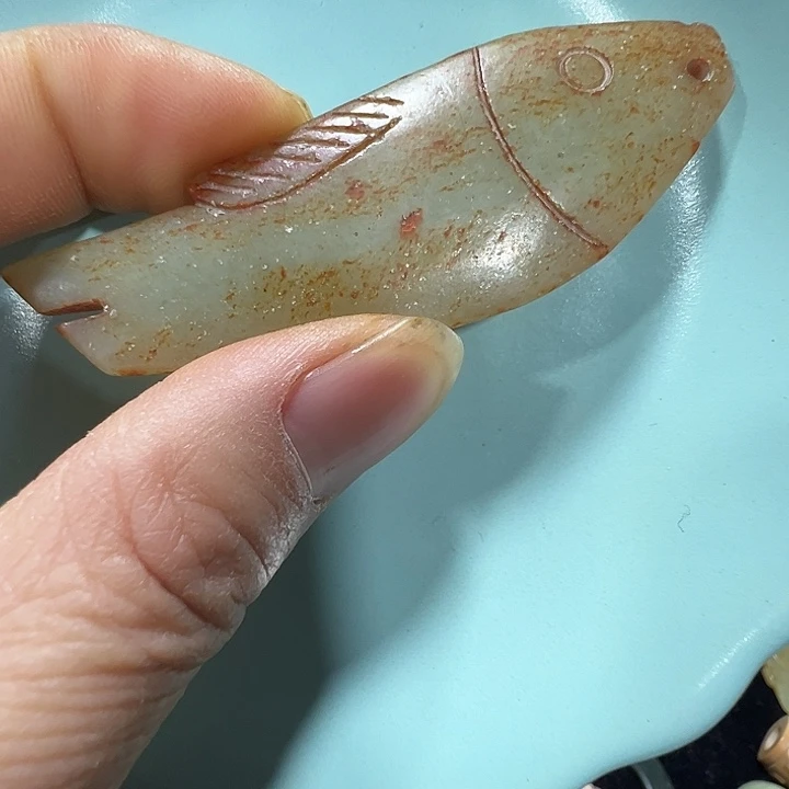 透闪石质玉未镶嵌挂件
