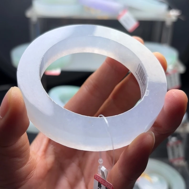 昨***现定制翡翠未镶嵌正圈定制不退不换